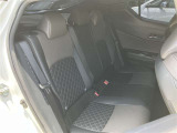 走りにこだわりながら収納力も持ち合わせたお車です。荷物を載せて軽快なドライブを楽しめますよ♪