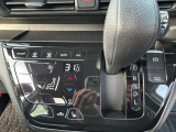 【運転席操作部】運転に役立つ機能ばかり!快適なドライブにしてくれること間違いなし!!