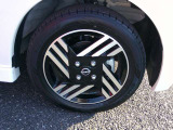 155/65R14インチ純正ホイール装着ですね