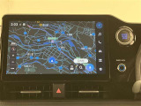 いまや必須装備「ナビゲーション」搭載!知らない場所にスイスイッとドライブ。もう、これなしではハンドルを握れませんね!でも運転中の操作は危険ですのでご注意ですね☆