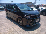 広々とした車内空間に優れた燃費性能。更にデザインも上質で人気のお車です!