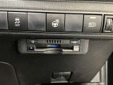 ETC2.0ならこんな利点が! ナビと連動していますので、渋滞情報・安全運転支援・災害支援情報が得られて、一時退出・再進入や道の駅利用時でも賢い料金での選択をしてくれます