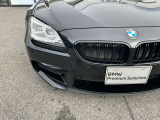 また、BMW正規認定中古車は、エマージェンシーサービスが自動付帯。24時間365日、皆様のカーライフをサポート致します。確かな安心のうえで、「駆けぬける歓び」をご堪能ください。