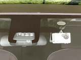 【トヨタセーフティセンス】走行中に前方の車両等を認識し、衝突しそうな時は警報とブレーキで衝突回避と被害軽減をアシスト。より安全にドライブをお楽しみいただけます。