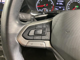 ◆クルーズコントロールにレーダーセンサーを組み合わせ、先行車を測定し設定されたスピードを上限に自動で加減速を行います。一定の車間距離を維持することで、長距離走行でのドライバーの疲労を低減させます。