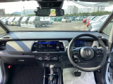 この度は、当店のお車をご覧いただきまして誠にありがとうございます。当店では全国販売・納車も行っております。県によって陸送費用は異なりますのでお気軽にお問い合わせください。