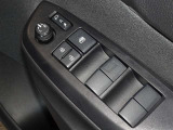 電動格納式ドアミラー・パワーウインドウを装備しています。