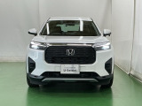 LEDヘッドライトを装備しています。LEDヘッドライトはとても明るく、雨の日や夜間走行も安全・安心です。オートライトコントロール付きで周囲の明るさに応じて自動で点灯・消灯します