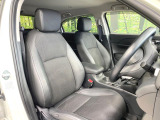 運転席シート廻りは使用感も少なく、良好な状態となっています。前オーナー様が丁寧に使っていたことがよくわかりますね。