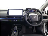 見通しのよいすっきりとした視界で、誰でも運転しやすいです。運転のしやすさは疲れにくさにも繋がりますよ♪