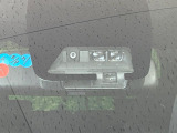 【トヨタセーフティセンス】走行中に前方の車両等を認識し、衝突しそうな時は警報とブレーキで衝突回避と被害軽減をアシスト。より安全にドライブをお楽しみいただけます。