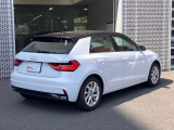 弊社アウディジャパン販売のグループ店舗(Audi Approved Automobile有明・世田谷・調布・江戸川・箕面・大阪南・堺)の車両は当店でご購入可能です。店舗間の輸送費用サービス。