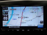 ナビ付なので、遠出の際も道に迷うことはありません♪安心してドライブをエンジョイして下さい♪(CN-E330D)