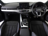 Audiのインテリアはエクステリア同様、優れたデザイン性とクオリティ、そして機能性を兼ね備えております。