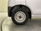 タイヤサイズは 145/ R12 です。