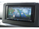 【Bluetooth接続】車とスマートフォンをBluetoothで接続すれば、ケーブルなしで音楽再生やハンズフリー通話が可能です!