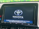 【純正9型ナビ】人気の純正ナビを装備。オーディオ機能も充実しており、Bluetooth接続すればお持ちのスマホやMP3プレイヤーの音楽を再生可能!毎日の運転がさらに楽しくなります!!