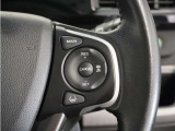 ◆アダプティブクルーズコントロール◆予め設定した車速内でクルマが自動的に加減速。前走車との適切な車間距離を維持しながら追従走行します。【LKAS】車線維持支援システムでステアリング操作を支援。