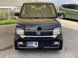 お客様に安全で快適なカーライフをお送りいただくために、中古車にも高いレベルの品質基準を設け、その基準に従って、全ての中古車について納車前整備を実施しています。