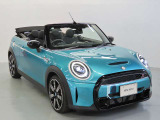 フロントフェイスはMINIアイコンとして永らく愛されるデザイン性の良さと、ブランドの魅力を感じる事ができます。