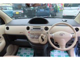 運転席から見た俯瞰図です!ドライバーが操作しやすいよう配置されています♪