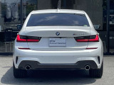 時を経ても深い魅力を放ち続けるBMW。より快適にお乗り頂くためにサポートプログラムをご用意しております。※認定中古車保証は登録日より最長4年間まで延長が可能です。