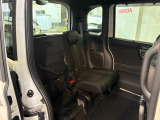 チップアップ機構付き。背の高い荷物も積めますね。操作も簡単です