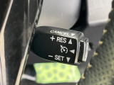【クルーズコントロール】高速道路もラクラク走行。アクセルを離しても一定速度で走行ができ、長距離運転時の負担を軽減!加速・減速も簡単なスイッチ操作で調整できます。