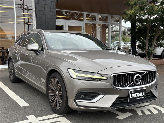 ボルボ V60 