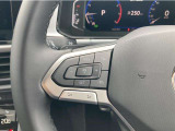 同一車線内全車速運転支援システム「Travel Assist」機能を装備。前を走行中の車両に一定の間隔で追従停止発進を自動で制御し、走行中の安全確保と疲労軽減に効果があります。