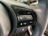 【アダプティブ・クルーズ・コントロール】予め設定した車速内でクルマが自動的に加減速。 前走車との適切な車間距離を維持しながら追従走行し、高速道路でのドライバーの疲労を軽減してくれる嬉しい機能付♪
