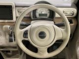 【純正革巻きステアリング】上質な革を使用することで、手にしっかり馴染みとても運転しやすいハンドルです♪