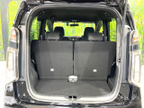 普段のお買い物や通勤、送迎等に十分な荷室スペースを確保しております。セカンドシートを倒すと、大きな荷物の積載も可能です♪