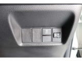 スイッチ類は操作しやすい位置に集約されております!!