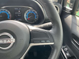 ステアリングスイッチ