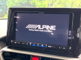 【ナビゲーション】目的地までしっかり案内してくれる使いやすいナビ。Bluetooth接続すればお持ちのスマホやMP3プレイヤーの音楽を再生可能!毎日の運転がさらに楽しくなります!!