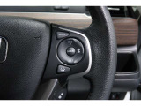 Hondaセンシングの機能のひとつ、アダプティブクルーズコントロール付!アクセルから足を離しても設定したスピードと前車との車間を保ち走行してくれます!車線維持もアシスト☆高速道路で疲労軽減ですね☆