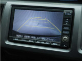 ◆バックカメラ◆リバースにするだけで映ります、後方の安全確認や、狭い駐車場での車庫入れ、雨の日や夜間など視界の悪い時に便利です!安全にバックする為には欠かせない装備です。