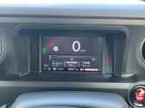 ホンダセンシング装着車となっております。衝突軽減ブレーキ、誤発進抑制機能、歩行者事故低減ステアリング、路外逸脱抑制機能、アダプティブクルーズコントロール、車線維持支援システム他、安全運転を幅広く支援。