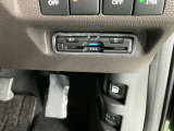 ビルトインタイプの【ETC】で見た目もスッキリ。高速道路の利用にとても便利です。