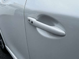 スマートキーで楽に鍵の開閉が可能です!スマートに車のカギの開け閉めをしましょう