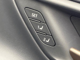 【メモリー機能付きパワーシート】ドライバーごとに設定したシート位置を記憶して、ボタン一つで切り替えできる便利な機能!運転する方が複数名いらっしゃるご家庭におすすめです♪