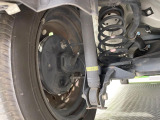 お車を安心してお乗りいただく為には、足回りの定期点検が欠かせません。サービスサポート(有償保証)では無料点検もご提供しており、安心のカーライフをお過ごしいただけるサポート体制が整っています。
