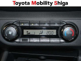ワンタッチで室温調整!便利なオ-トエアコン装着車です。