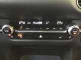 エアコンはオートエアコンです☆快適な空間で運転していただけます☆