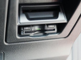 ETC車載器搭載です。スマートICも増えてきており、必須装備といって良い便利装備です。