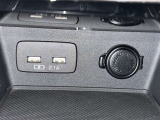 シガーソケット用の充電器が使用可能です!