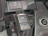 電動パーキングブレーキとオートブレーキホールドで運転の負担を軽減してくれます!