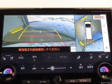 パノラミックビューモニター付きです。全方向の確認ができて安心です。