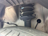お車を安心してお乗りいただく為には、足回りの定期点検が欠かせません。サービスサポート(有償保証)では無料点検もご提供しており、安心のカーライフをお過ごしいただけるサポート体制が整っています。